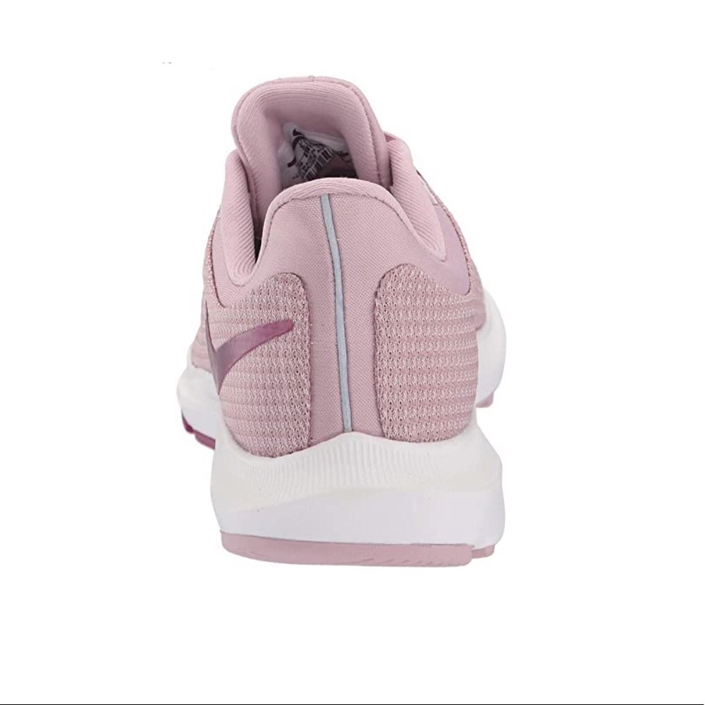 NWT Nike Quest Com - Picture 6 of 9